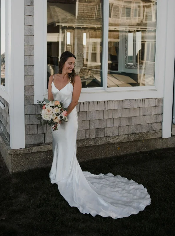 Grace Loves Lace Oceania Lace Wedding Gown