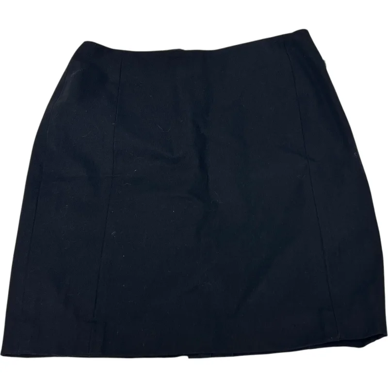 Skirt Mini & Short By Banana Republic In Black, Size: Xsp Mini Skirt with Bow