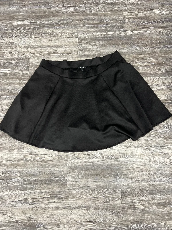 Skirt Mini & Short By Torrid Size: 4x Tie Waist Mini Skirt